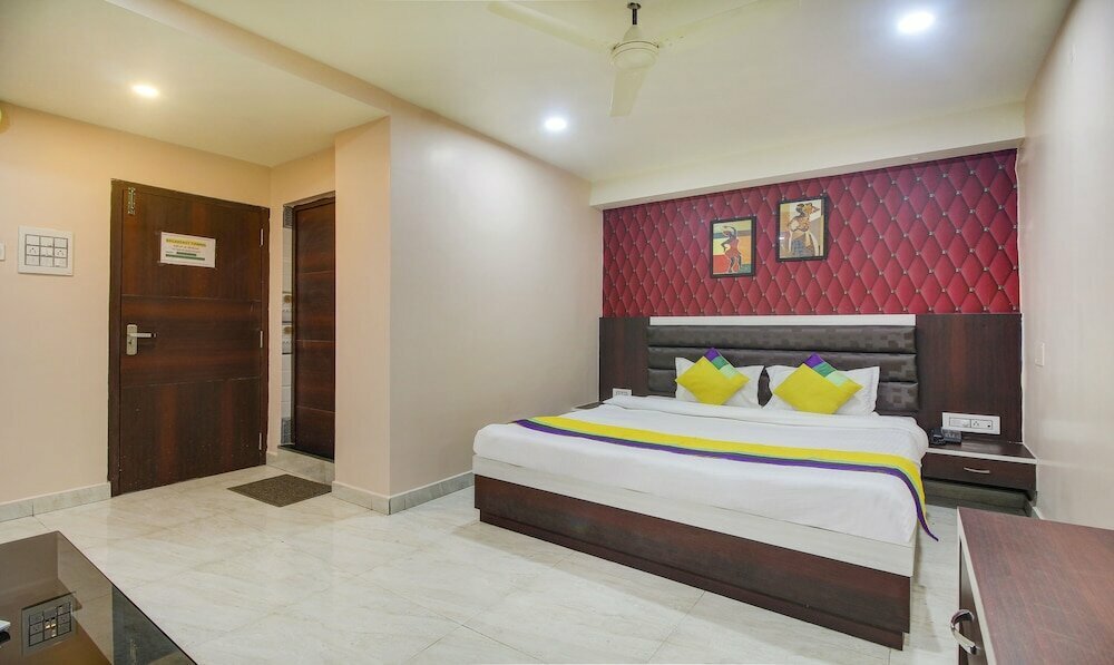 Hotel Golden Fiesta