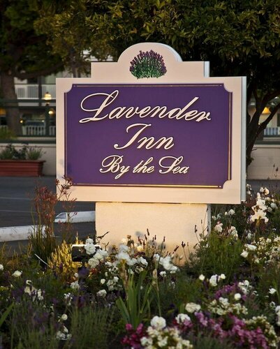Lavender Inn by the Sea, Забронировать Отель Отели Санта-Барбара 3 звезды, рядом с Гавань Санта-Барбара, 3*