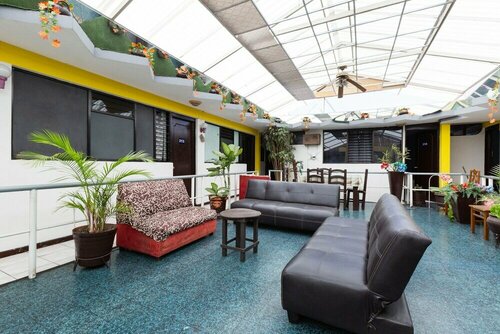 Hotel Casa Genesis, Забронировать Отель Отели Оахака-де-Хуарес с парковкой, рядом с Central Bus Station foreign buses, Парковка