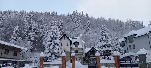 Hotel Berkut, Buchen Sie Hotel Skiort Belokurikha 
