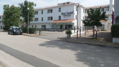 BNS Hotel Francisco, Забронировать Отель Отели Байя-Домиция 4 звезды, 4*