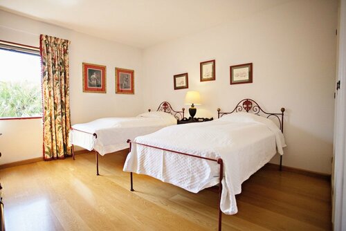 Casa da Alfarrobeira by My Choice Algarve, Забронировать Отель Мальядайш Португалия