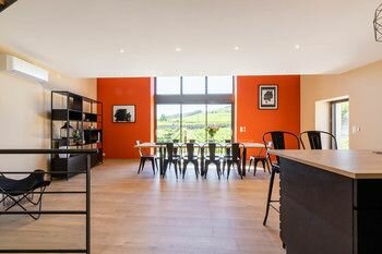 La Maison des Rugiens, Book Hotel Hoteller i Burgund med parkering, Parkering