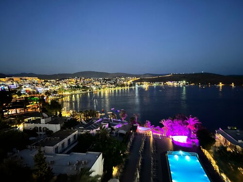 Royal Asarlik Beach Hotel, Забронировать Курортный отель СПА-отели Гюмбет, рядом с Ветряные мельницы Бодрума, SPA-услуги