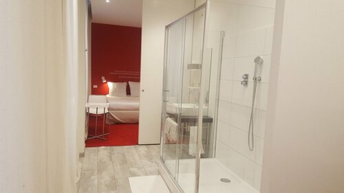 Hotel Cafe Pacific, Забронировать Отель Брюссель Брюссельский столичный регион, рядом с Церковь де-ла-Шапель