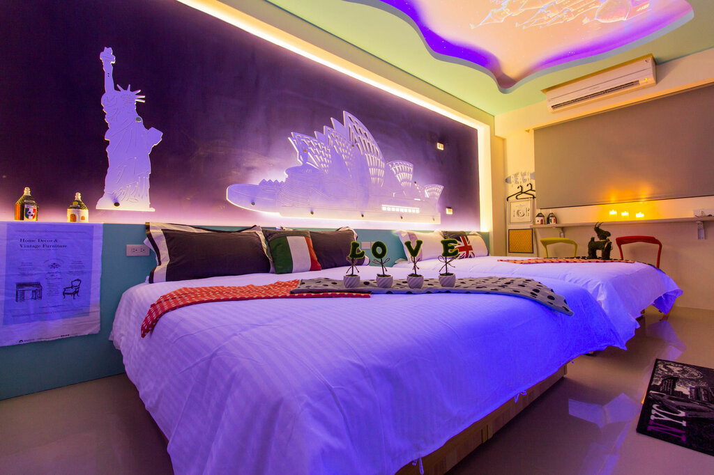 F One B&B
