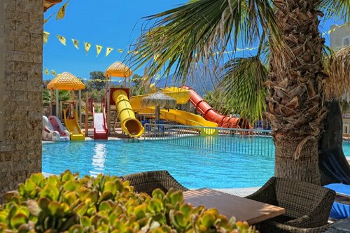 Aeolos Beach Resort, Забронировать Курортный отель Курортные отели Малии, Курортный отель