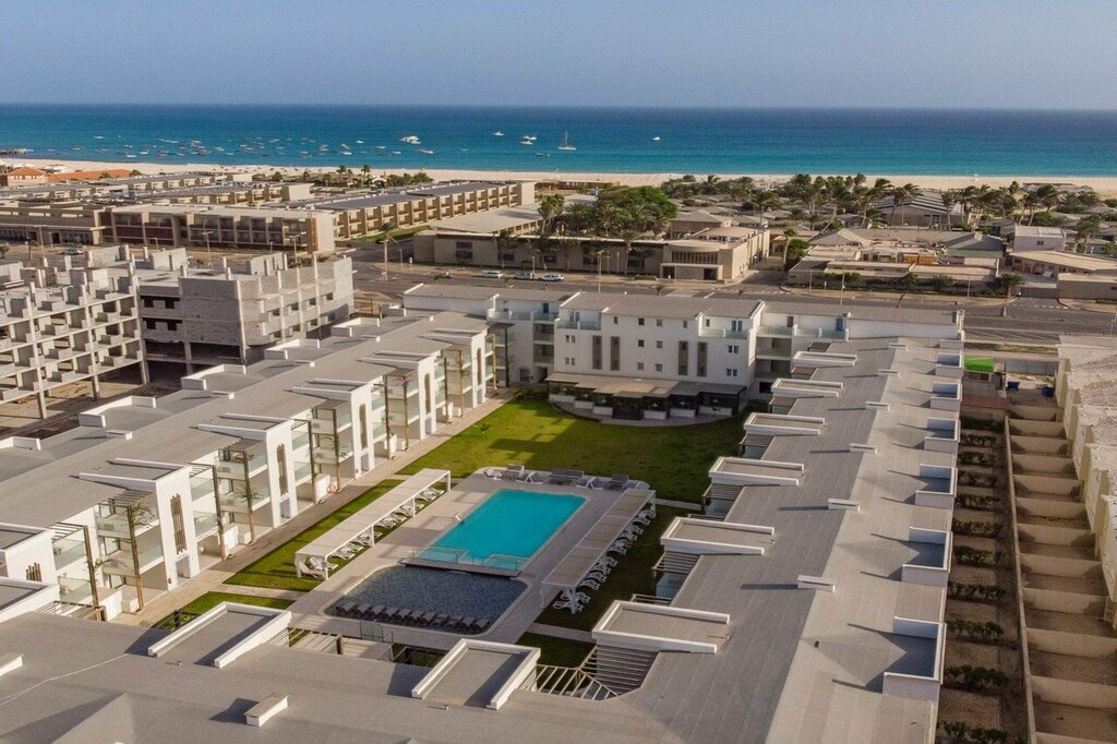 Halos Casa Resort - Luxury Club Hotel