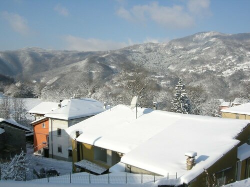 Welcome to Casa Terracotta a cosy self-catering holiday home., Book Hotel Bedonia Emilia-Romagna