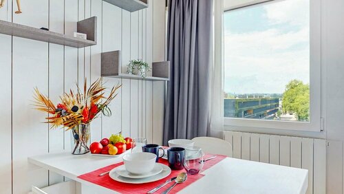 Evi's Home Hotel & Apartments, Забронировать Отель Отели Швейцарского плато с бассейном, Бассейн
