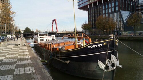 Boathotel Rotterdam Anna, Забронировать Дом для отпуска Виллы Южной Голландии, Вилла