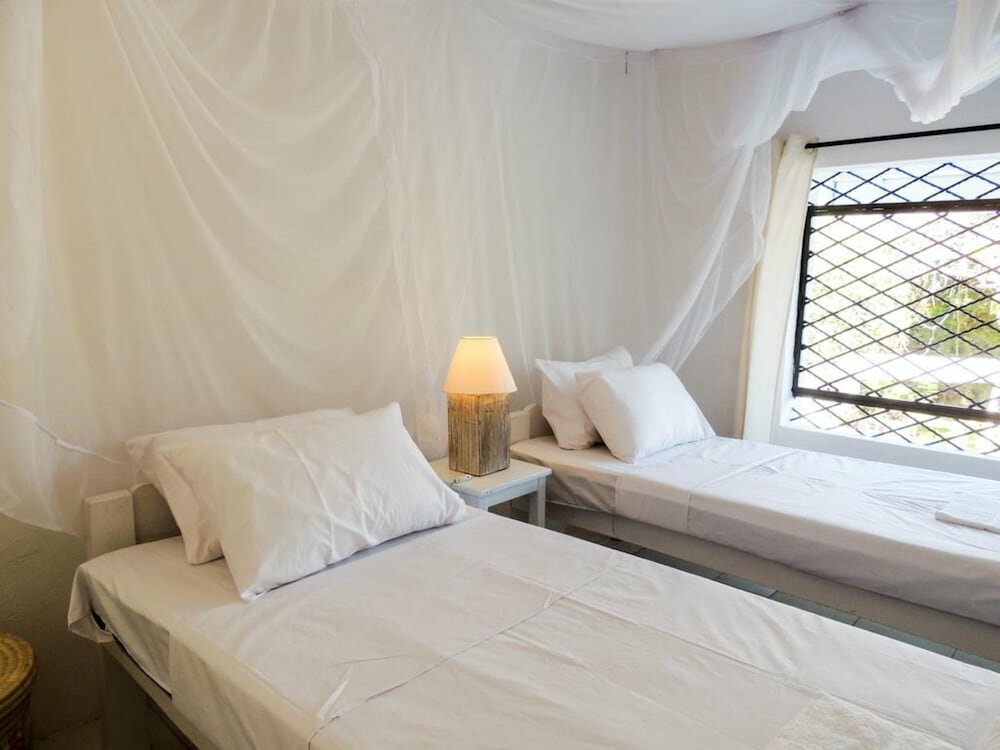 Baobab Beach House Bed & Breakfast