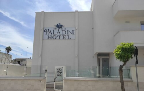Hotel Paladini, Забронировать Отель Отели в центре Порто-Чезарео, в центре