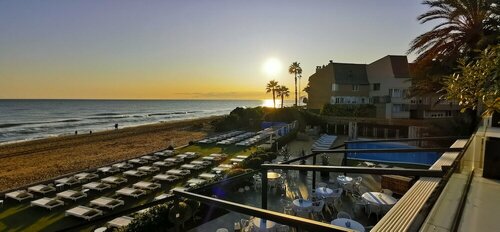 Playa Grande, Забронировать Отель Хава Baix Llobregat