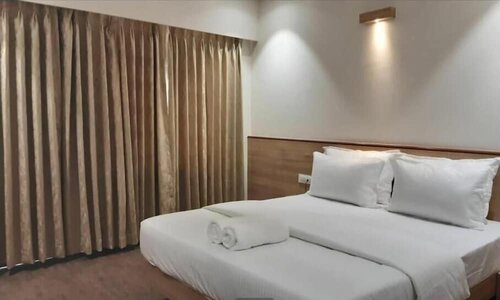 Hotel Sagar Sawali Grand, Забронировать Отель Отели Ратнагири с бассейном, Бассейн