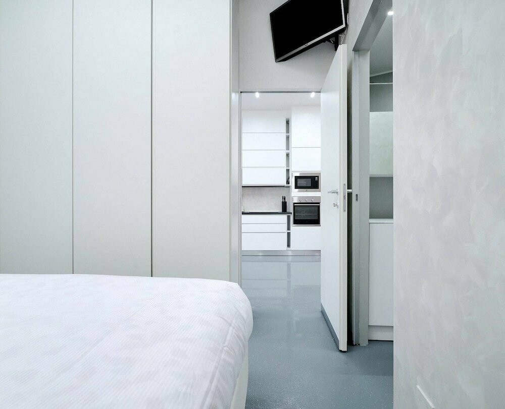 Suite Milano-hosted by Sweetstay