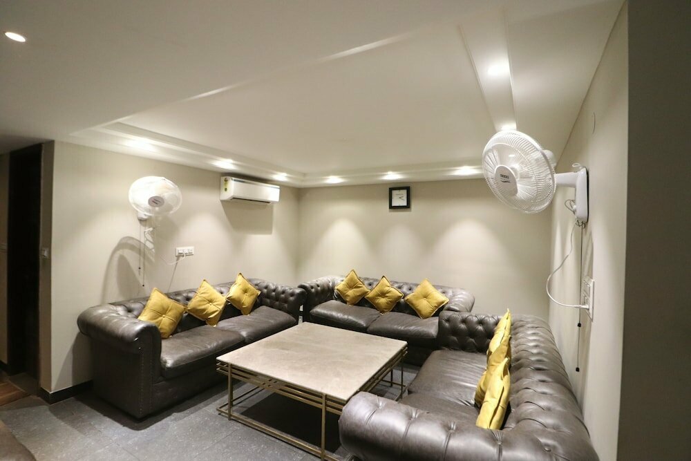 Home Delhi