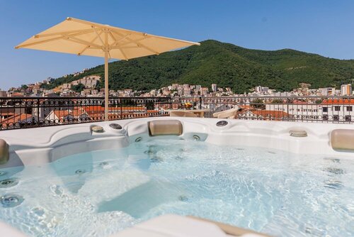 Hotel Kadmo by Aycon, Reservar Hotel Budva Budva