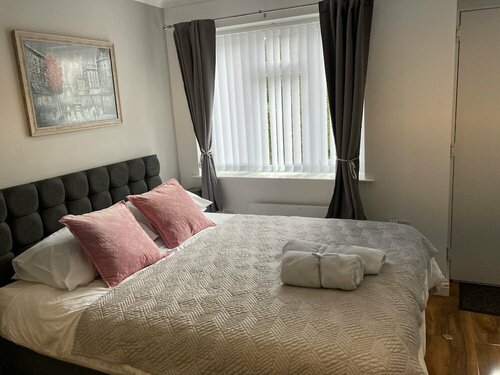 Private Self-contained Annex With Wifi & Parking, Rezervovat Rekreační dům Cardiff Bay Cardiff
