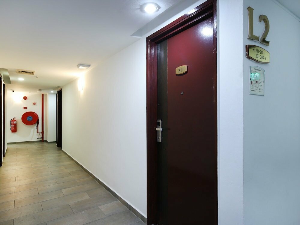 Oyo 1045 Azimuth Hotel