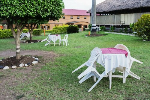 Rwenzori International Hotel, Reservar Hotel Kasese 