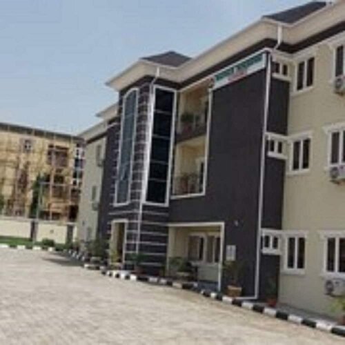 Hassan Sunmonu Court, Rezerwuj Hotel Abudża Bwari