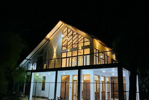 Sigiri Holiday Bungalow, Забронировать Отель Отели Округа Галле с завтраком, Завтраки