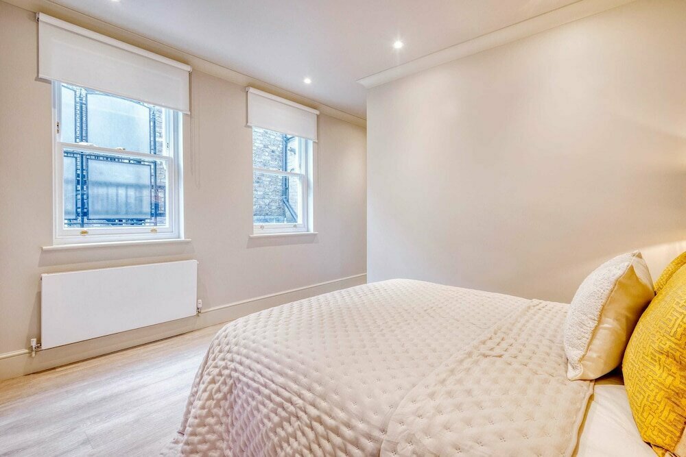 Marble Arch Suite 3-hosted by Sweetstay