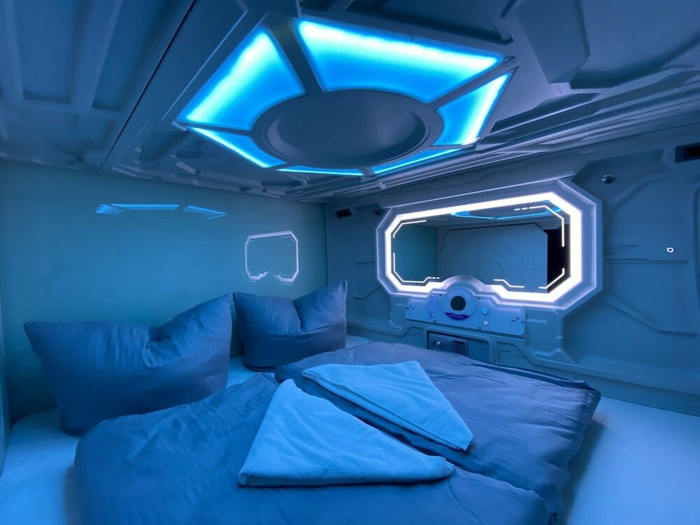 Space Night Capsule Hostel