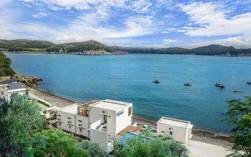 Namhae Blue Stone Pension, Забронировать Отель Намхэ Кёнсан-Намдо