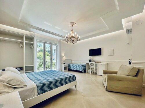 Palazzo Mauro Sorrento Luxury Rooms, Забронировать Отель Отели Сорренто с парковкой, Парковка