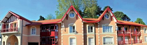 Lagrange Vacances - Villa dEste, Забронировать Отель Отели Бассен-д'Аркашон 3 звезды, 3*