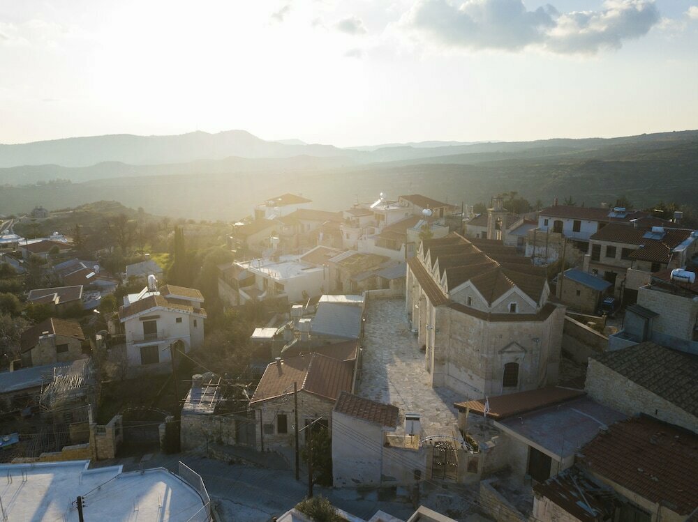Dioni Palace