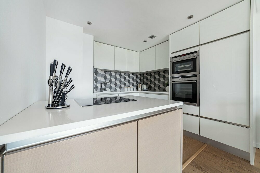 The Lambeth Apartment