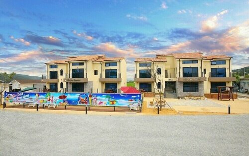 Gyeongju the One Pension - Red, Забронировать Апартаменты/квартира Отели провинции Кёнсан-Пукто с парковкой, Парковка