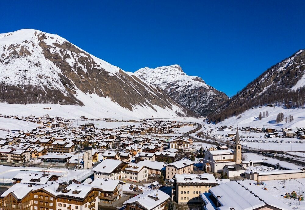 Sponda Ski in- Ski out Mt 50 - Happy Rentals