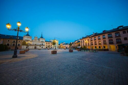 Hotel Aroi Bierzo Plaza, Забронировать Отель Отели Понферрада с парковкой, Парковка
