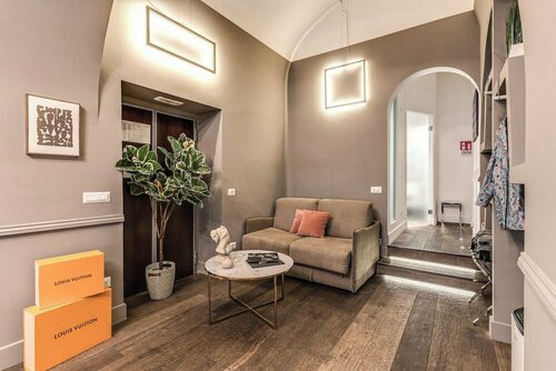 Telier Tomacelli, Book Hotel Spagna Rom