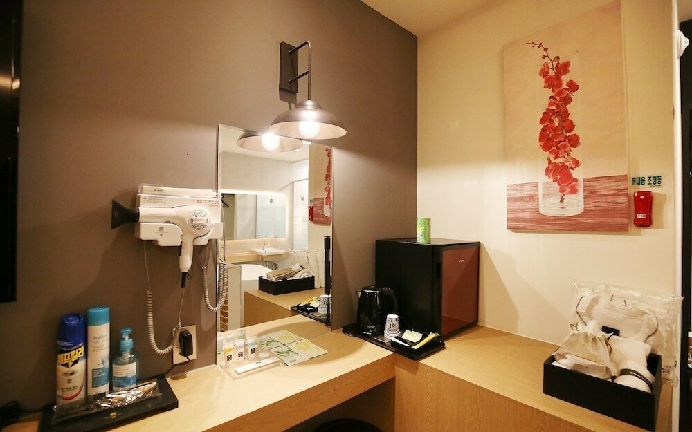 Yesan M1 Self Check-in Hotel