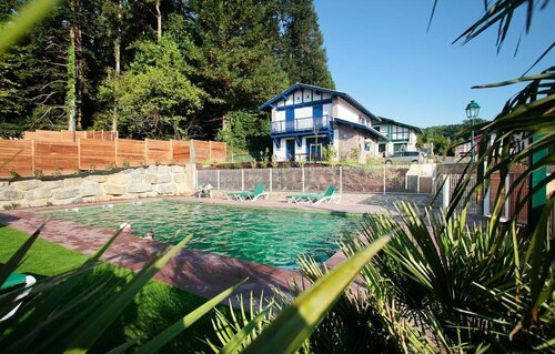 Odalys Residences Villa Prestige Domaine de Lana, Book Hotel Hoteller i French Basque Country med pool, Swimmingpool