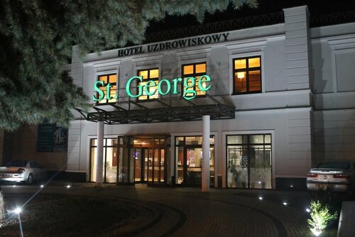 Hotel Uzdrowiskowy St George, Забронировать Отель Отели Куявско-Поморского воеводства 3 звезды, 3*