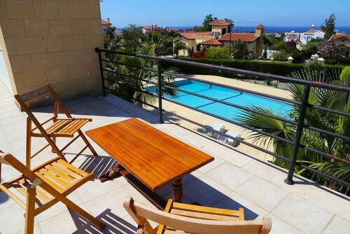 Villa Mare Monte by Amy Villas, Boek Hotel Kyrenia Turkije