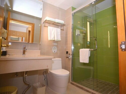 GreenTree Inn Zhongshan West District Fuhua Road Hotel, Rezerwuj Hotel Hotele w Zhongshan z parkingiem, Parking
