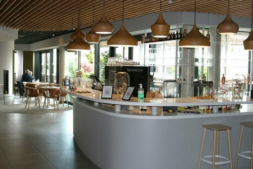 Hotel Campanile Montpellier Centre St Roch, Забронировать Отель Отели Монпелье с завтраком, рядом с Торговая палата Hôtel Saint-Côme, Завтраки