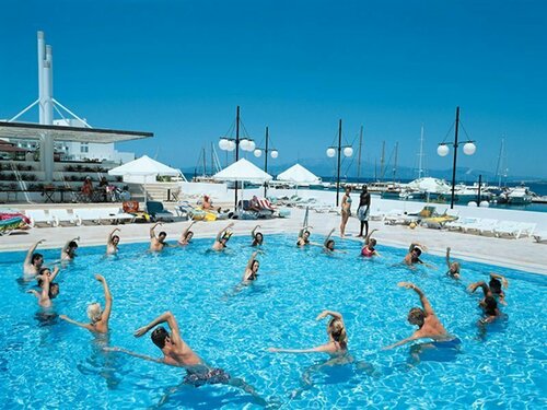 Altin Yunus Apart Beach Plus, Забронировать Отель Отели Чешме 5 звезд, 5*