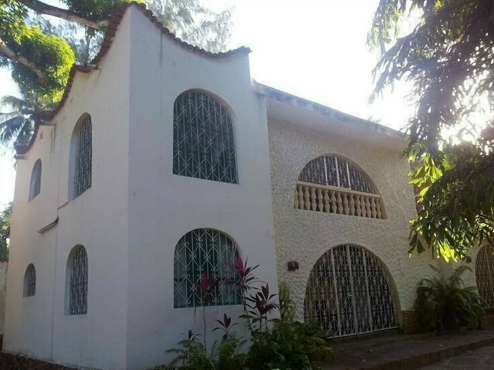 Dream of Africa Cottages Kanamai