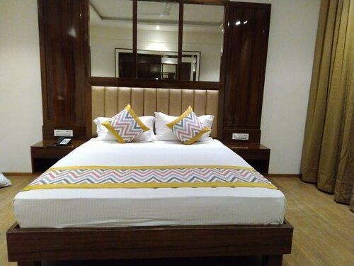OAKTREE HOTEL, Забронировать Отель Промышленная Зона Морби штат Гуджарат