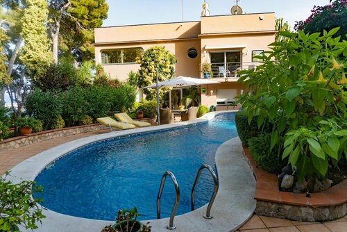 HOTEL La Estrella del Mediterráneo, Забронировать Отель Рода-де-Бара Tarragonès