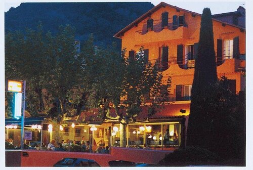 Hotel La Calanque, Забронировать Отель Манделье-ла-Напуль Mimosa Road