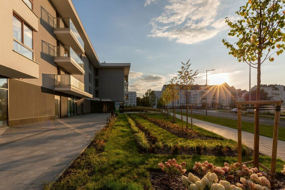 Warsaw Apartment Szajnowicza by Renters